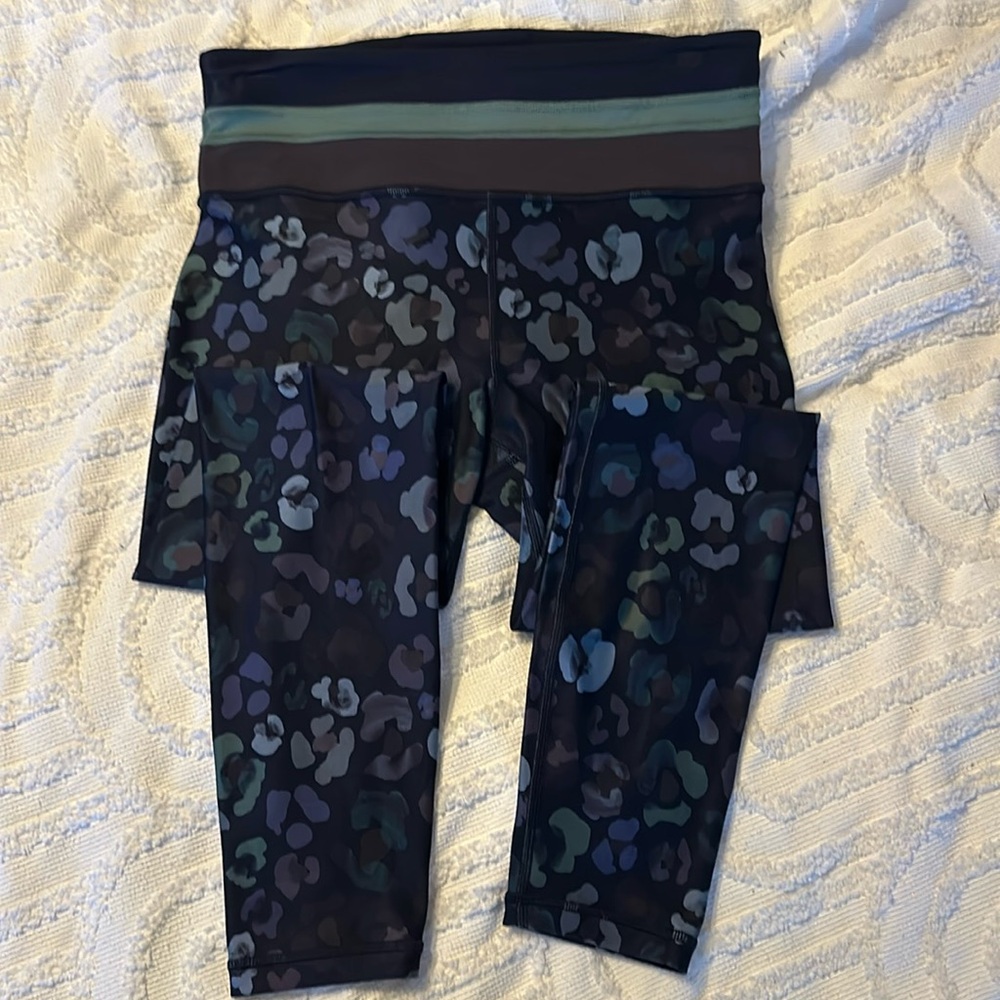 Athleta Elation 7/8 tight leggings